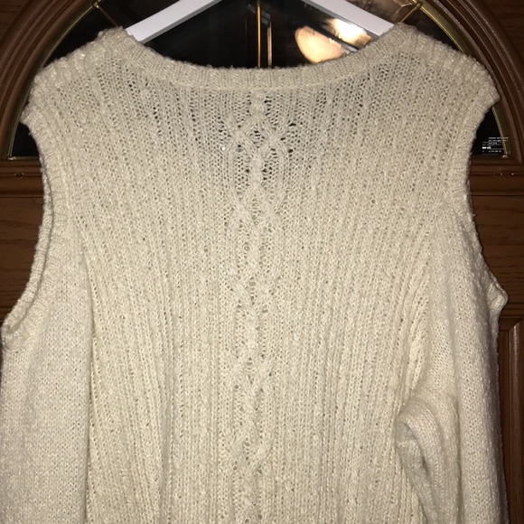 G.I.L.I Cable Knit Cold Shoulder Sweater With Bell Sleeves In Vanilla Cream - Picture 13 of 16